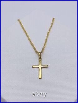 375 Hallmarked 9ct Yellow Gold Medium Cross Necklace 18 Singapore Chain