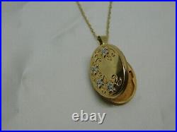 9ct Gold Oval Floral Pattern Locket on Chain
