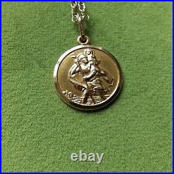 9ct Gold St Christopher and 18in Chain 6grms