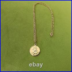 9ct Gold St Christopher and 18in Chain 6grms