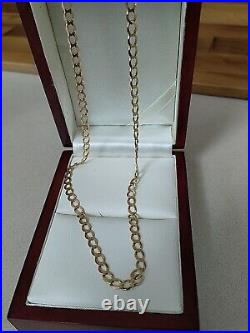 9ct Gold curb chain (Cuban) Pre owned Weight 7.2 grams Length 19 inch