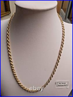 9ct Gold heavy gauge rope chain Pre owned Weight 12.6 grams Length 20 inch