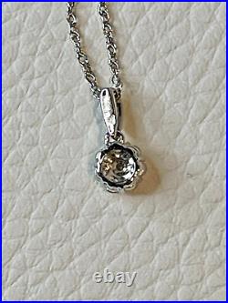 9ct White Gold 0.25 Carat Diamond Cluster Pendant Necklace & Chain. Gift Boxed