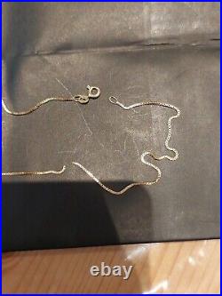 9ct Yellow Gold Box Chain Broken