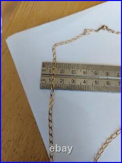 9ct gold curb chain with T-bar length 24 Hallmarked weight 5.73 grams