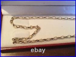 A Beautiful 20 Hallmarked Solid 9ct Gold Chain / Necklace Boxed