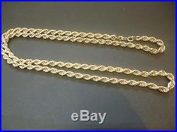 A Very Fine Heavy 9ct Gold Rope Chain 19.2g 26.5inch