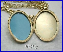 Beautiful Heavy 9ct Gold Locket And Chain