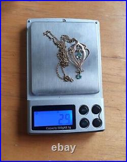 Edwardian 9ct Gold Lavalier Pendant & 9ct Gold 19.5 Inch Chain. Aquamarine Paste