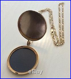 Fabulous Vintage Large Circular Solid 9CT Gold Locket on 9CT Gold Chain 18