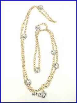 Fancy 9ct gold two tone necklace. Extra long 91.5cm