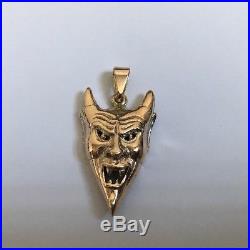 Gold 9ct Gold DEVIL STYLE' Looking Pendant lovely Detail Weight 7.11g Stamped