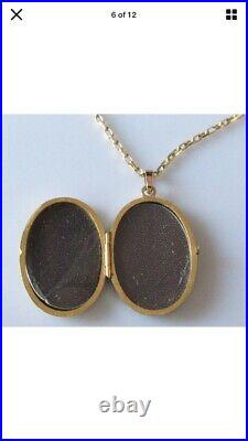 Gold Locket Necklace 9ct Yellow Gold Floral Pattern Oval Locket & Gold Chain
