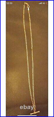 Hallmarked 375 9ct Gold T Bar pendant Necklace Chain