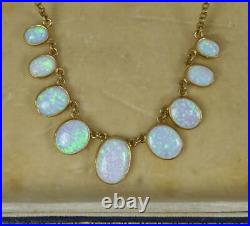 Quality 9 Carat Gold and Opal Composite Necklace Pendant 17 1/2 Chain