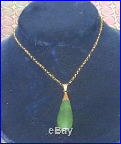 SECONDHAND 18ct GOLD PEAR SHAPED NEPHRITE JADE PENDANT & 9ct GOLD CHAIN 46cm