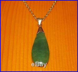 SECONDHAND 18ct GOLD PEAR SHAPED NEPHRITE JADE PENDANT & 9ct GOLD CHAIN 46cm