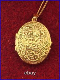 Vintage 9Ct Gold Oval Locket H. Samuels + 46Cm 9Ct Chain