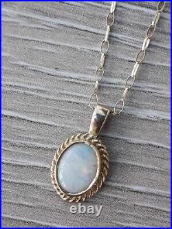 Vintage 9ct Gold Opal Necklace Pendant Chain
